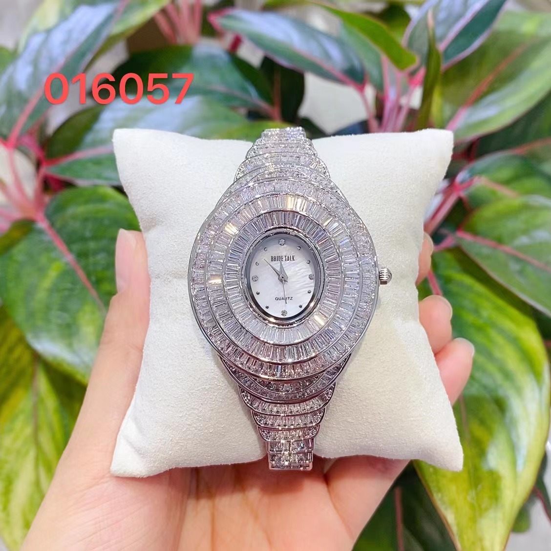 Jewelry Box Watches Bracelets - 016057 Luxury Women's Watches Cubic Zircon