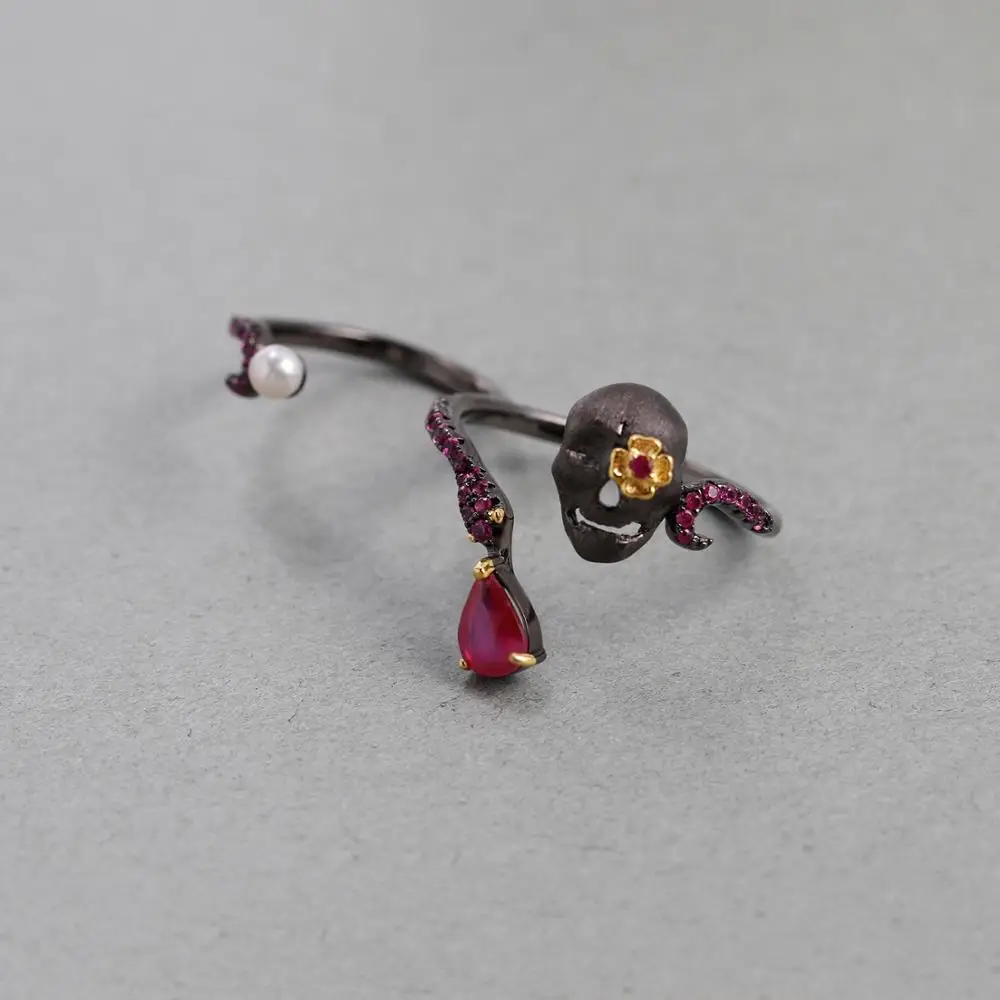 GEM'S BALLET Natural Ruby Gems - огляд і ціна Gothic Skull Ring